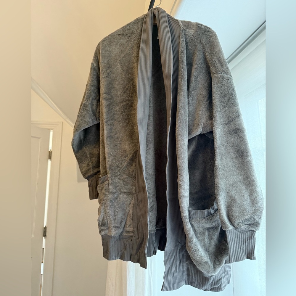 HUE Soft Gray Velour Robe